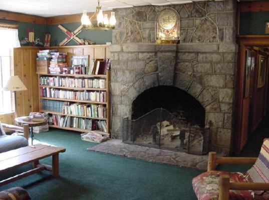 Strawberry Lodge Upper Forni Εξωτερικό φωτογραφία
